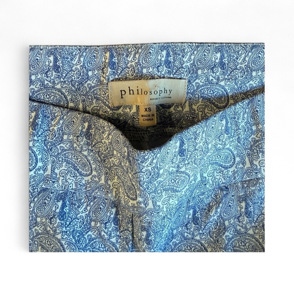 Anthropologie Capri Pants – Blue & White Paisley NWT - Picture 6 of 11